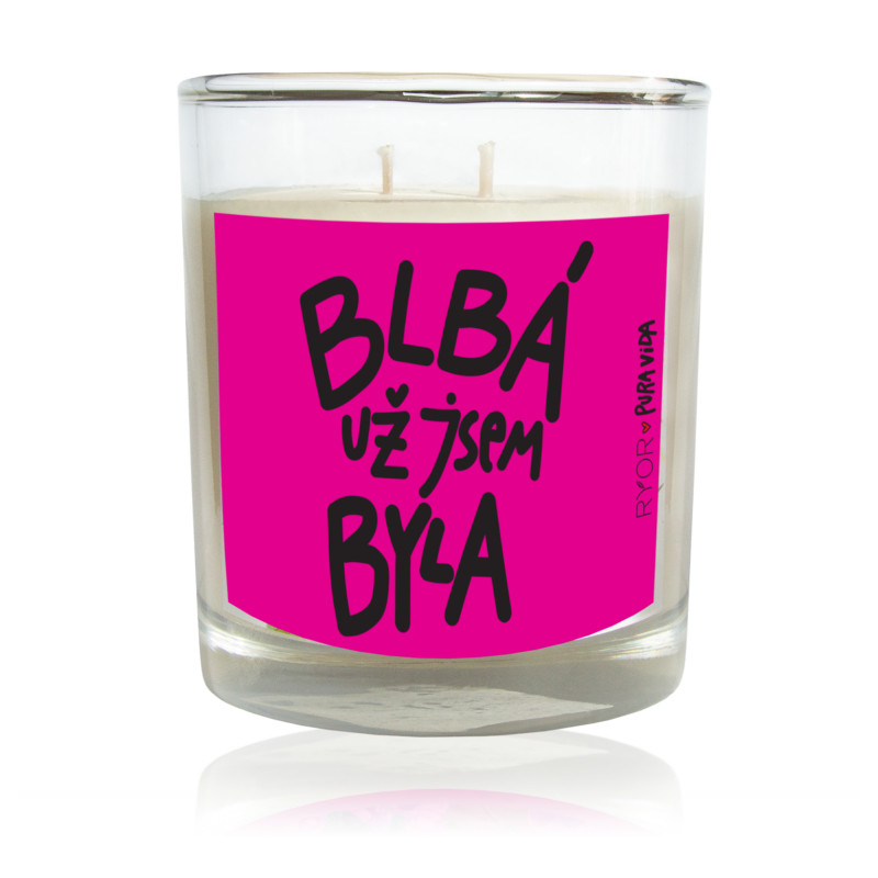 PuraVida svíčka s uklidňující vůní meduňky BLBÁ UŽ JSEM BYLA